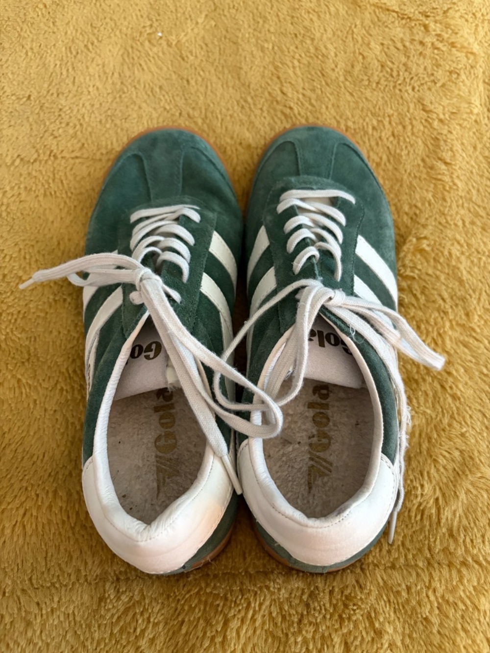 Sneakers - Picture 2 of 2